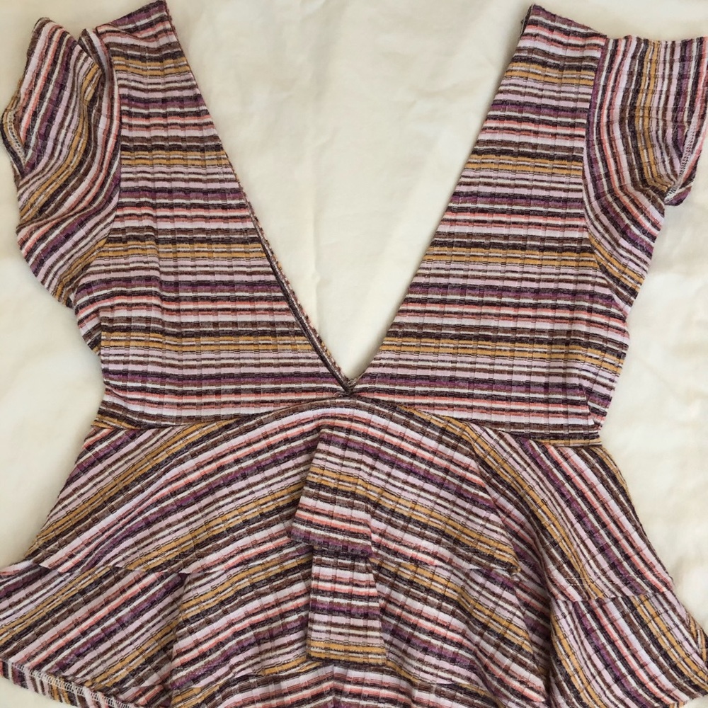 Striped Crop Top - Picture 2 of 2